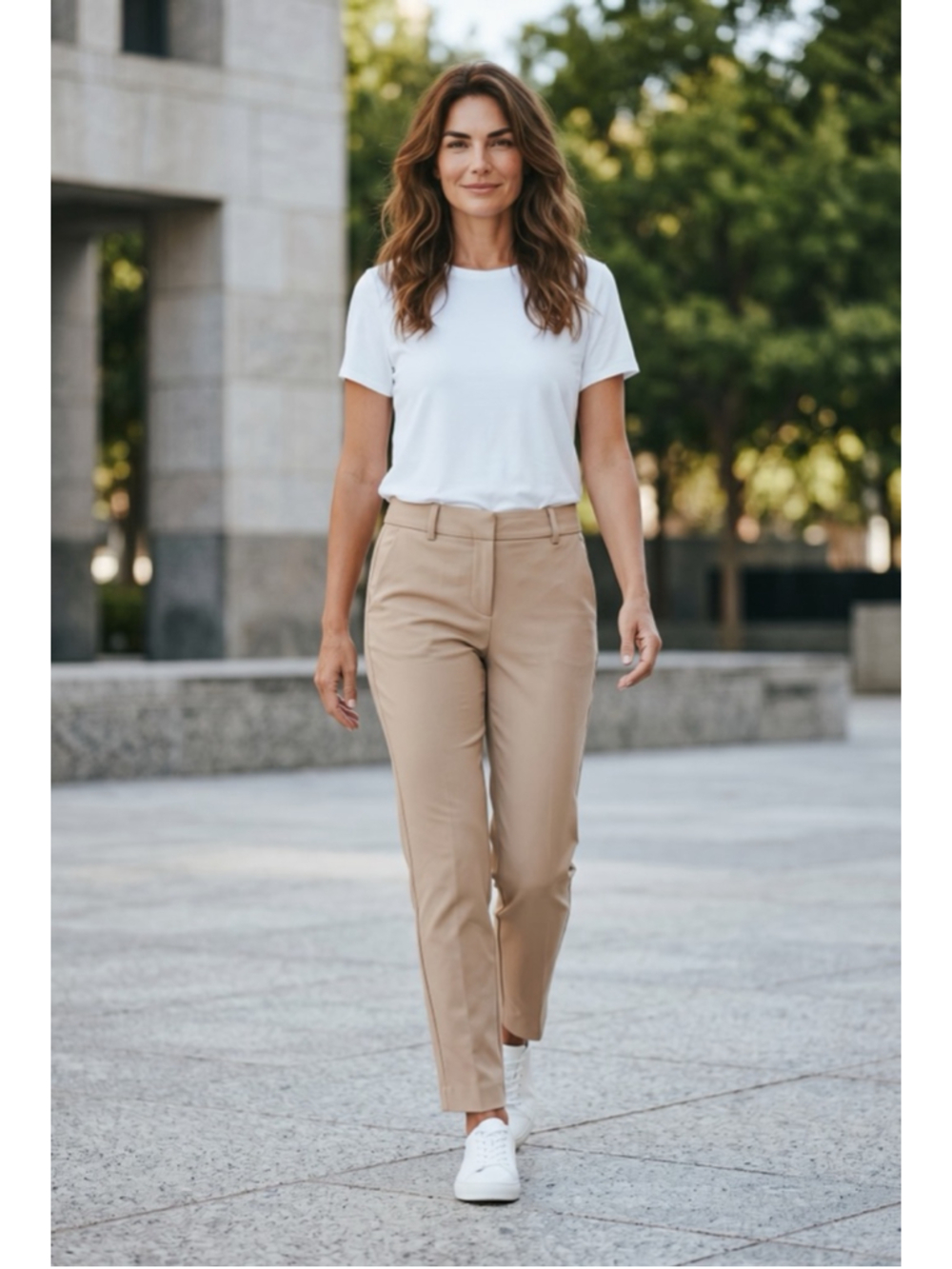 Women's J.Crew Ruby Crop Pants Size 0 Beige